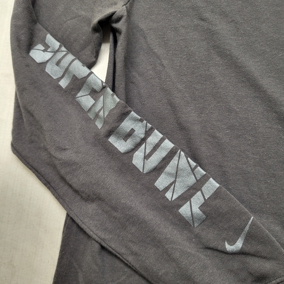 New LA Rams Nike Dri Fit T Shirt Mens Medium/Small Gray Graphic NFL Sports Logo - Picture 12 of 12